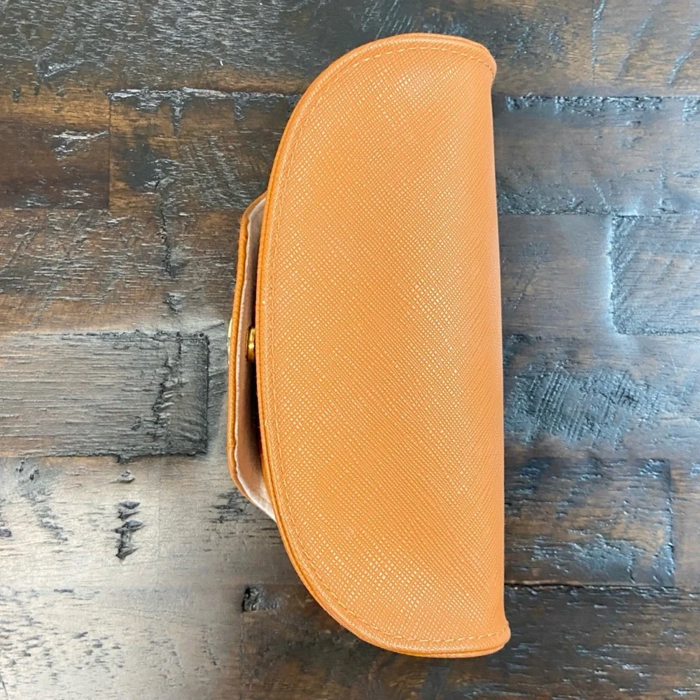 Tory Burch pre owned